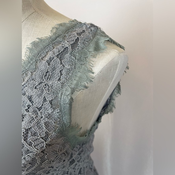 Diane von Furstenburg authentic lace dress size 6 - Picture 3 of 14